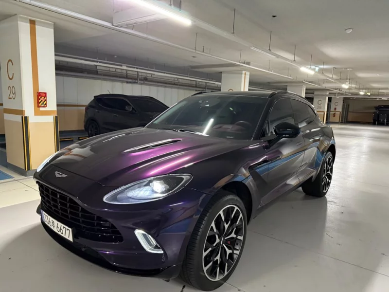 Aston Martin DBX