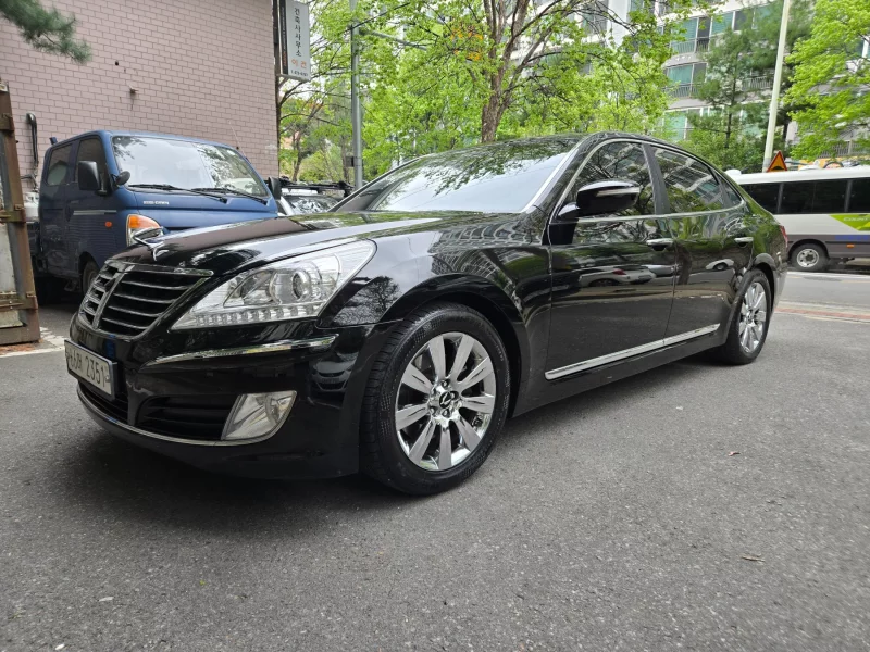 Hyundai Equus