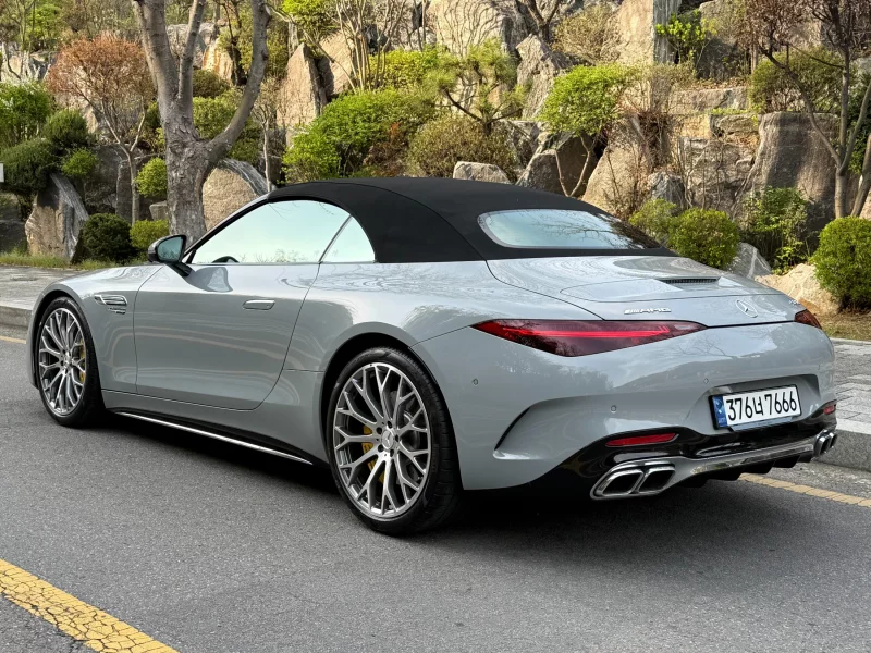 Mercedes-Benz SL-Class