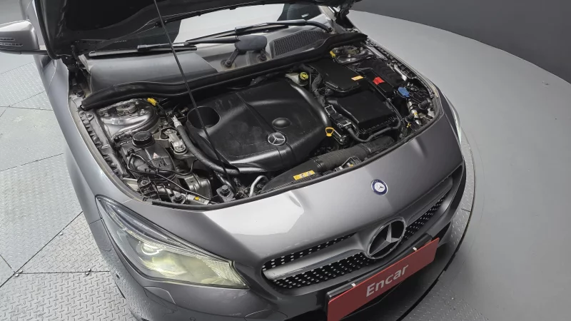 Mercedes-Benz CLA-Class