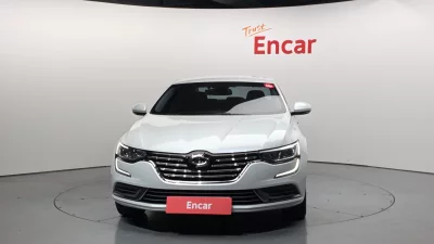 Renault SM6
