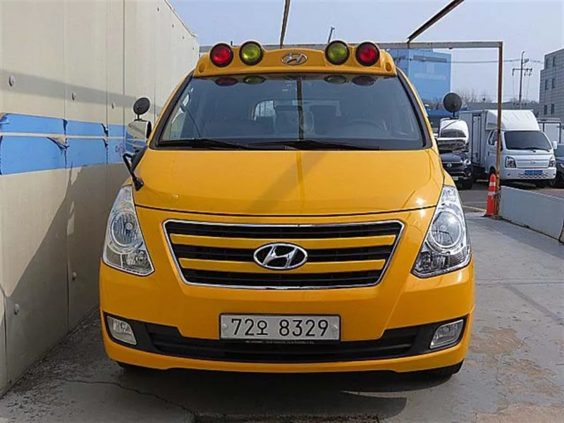 Hyundai Grand Starex