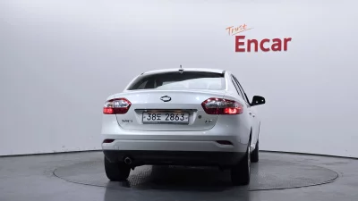 Renault SM3