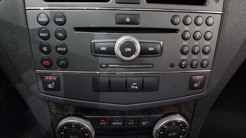 Mercedes-Benz C-Class