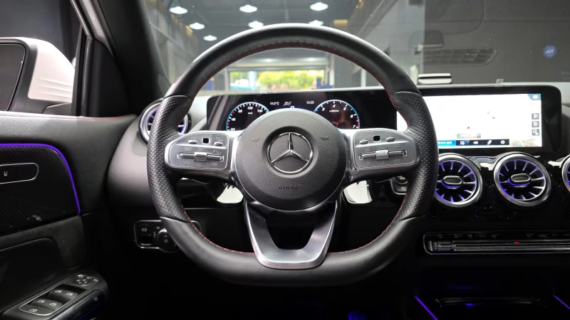 Mercedes-Benz GLA-Class