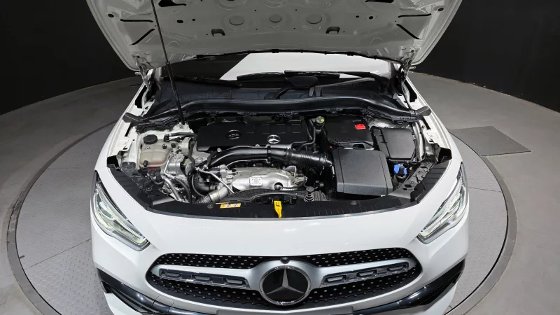 Mercedes-Benz GLA-Class