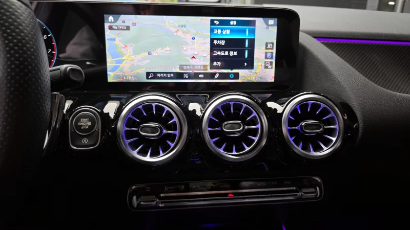 Mercedes-Benz GLA-Class