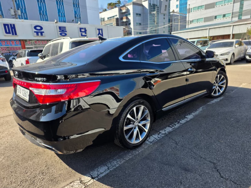 Hyundai Grandeur