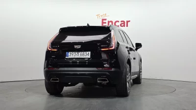 Cadillac XT4