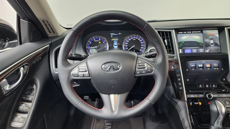 Infiniti Q50