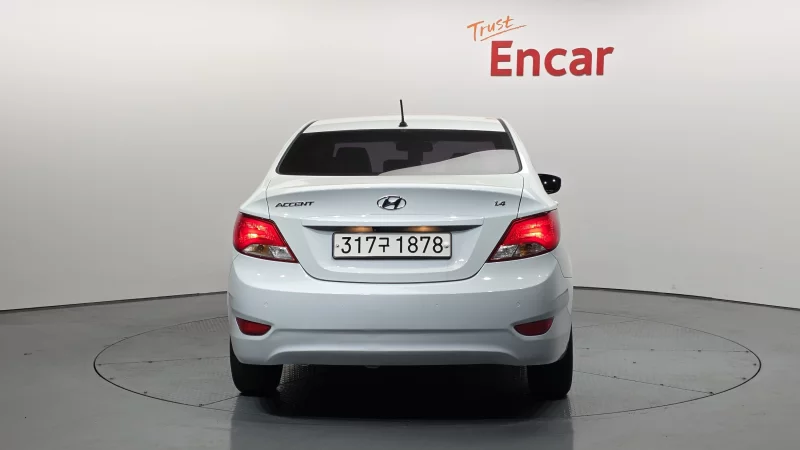 Hyundai Accent