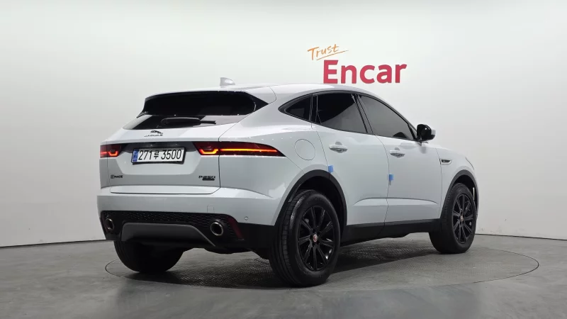 Jaguar E-PACE