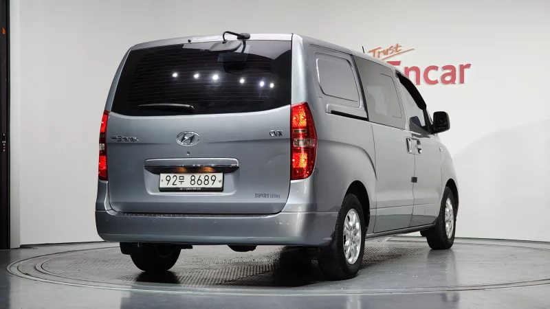 Hyundai Grand Starex