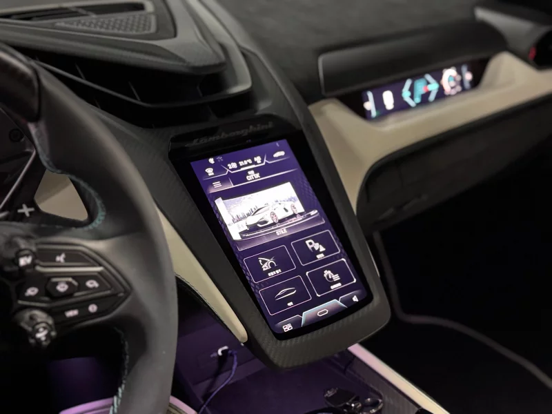 Lamborghini REVUELTO