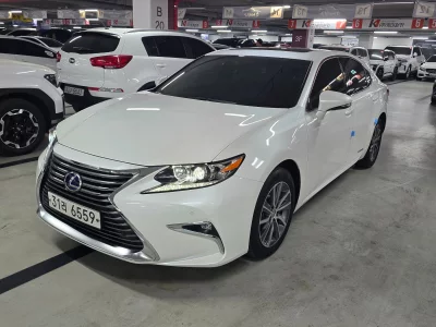 Lexus ES300h