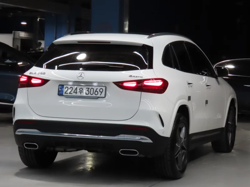 Mercedes-Benz GLA-Class