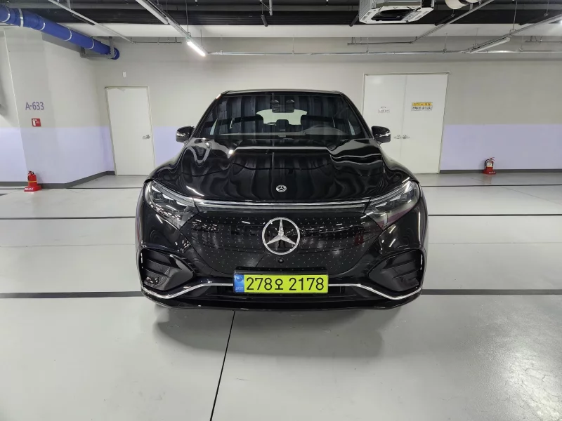 Mercedes-Benz EQS SUV