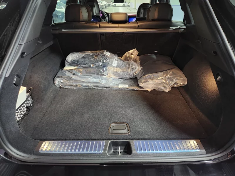 Mercedes-Benz EQS SUV