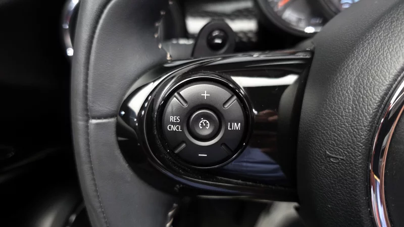 MINI Cooper Convertible