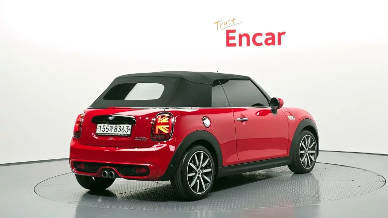 MINI Cooper Convertible
