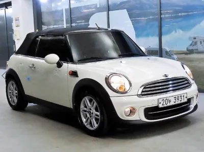 MINI Cooper Convertible