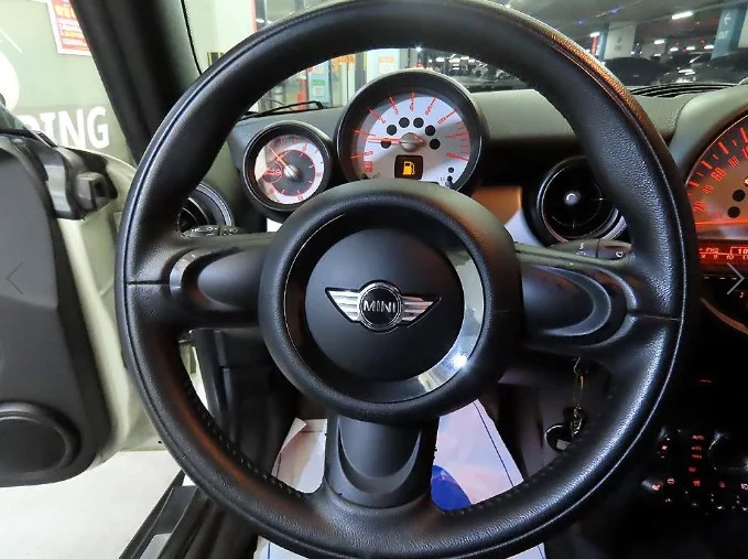 MINI Cooper Convertible