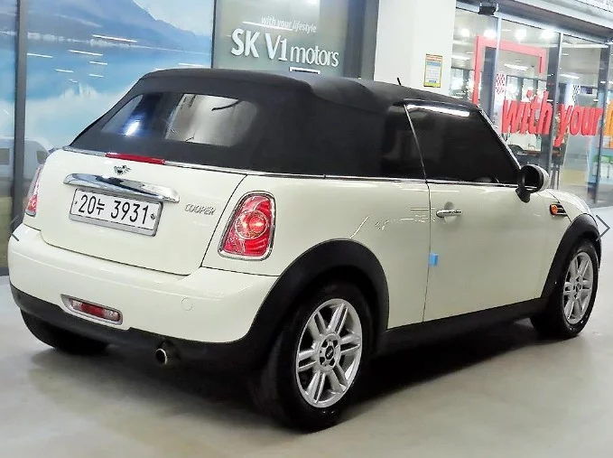 MINI Cooper Convertible