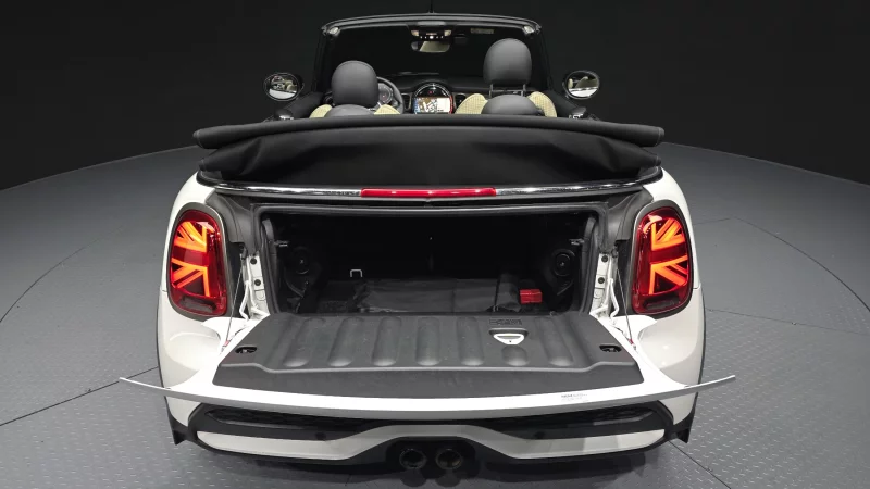 MINI Cooper Convertible