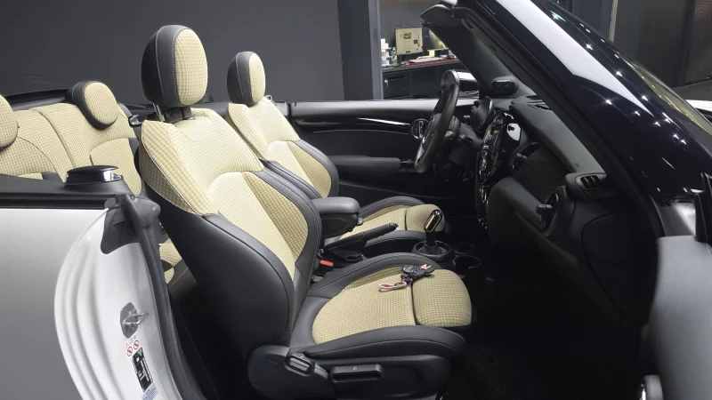 MINI Cooper Convertible