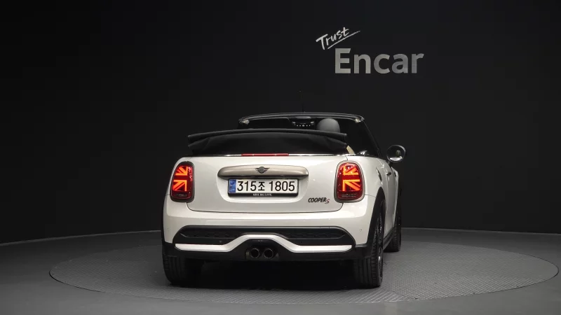 MINI Cooper Convertible