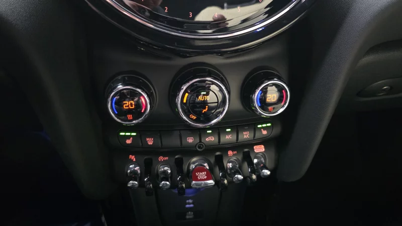 MINI Cooper Convertible