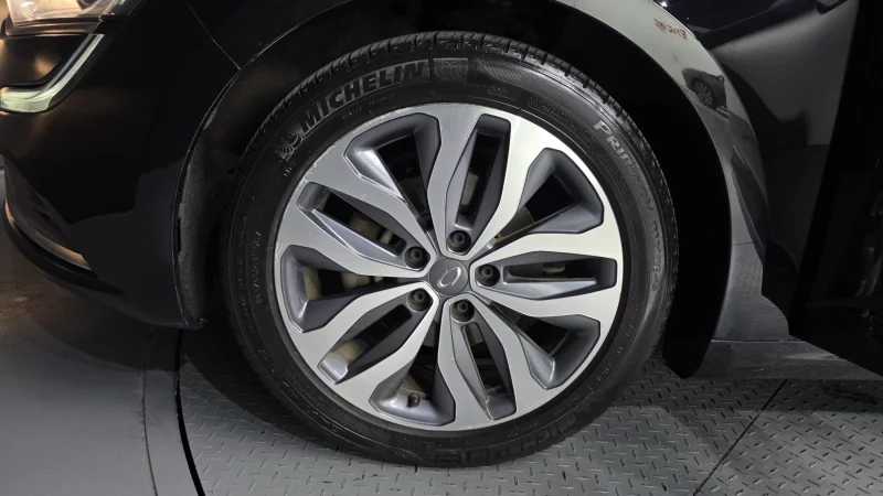 Renault Samsung SM6