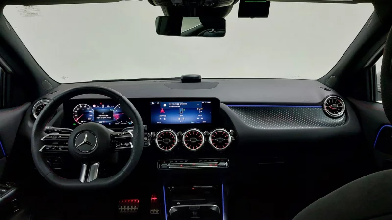 Mercedes-Benz GLA-Class