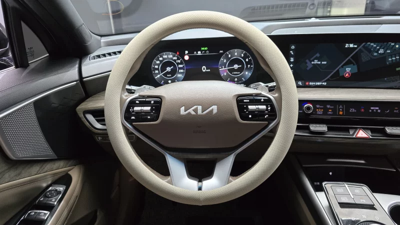 Kia K8