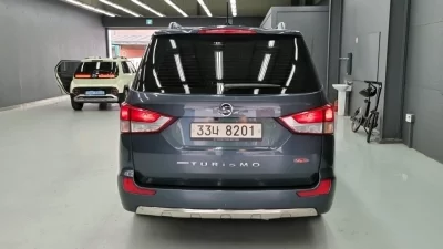SsangYong Korando Turismo