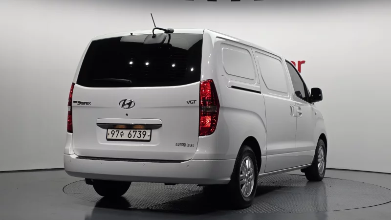 Hyundai Grand Starex