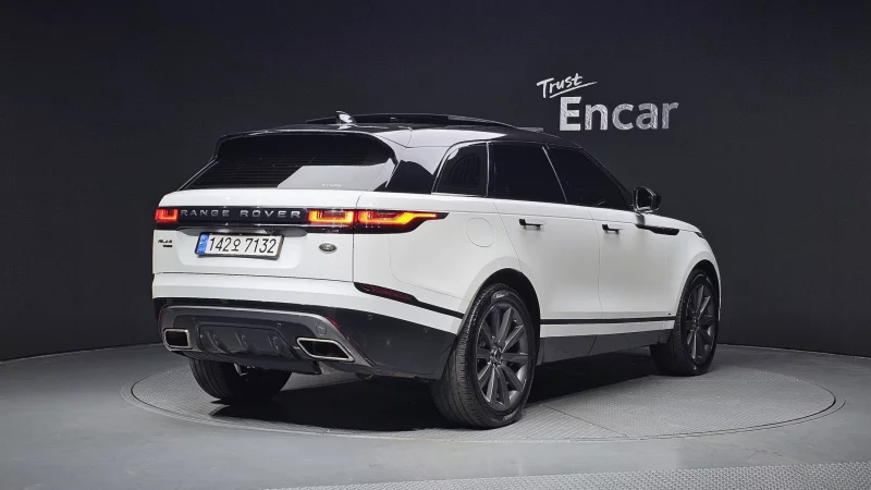 Land Rover Range Rover Velar