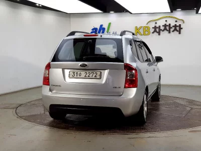 Kia Carens