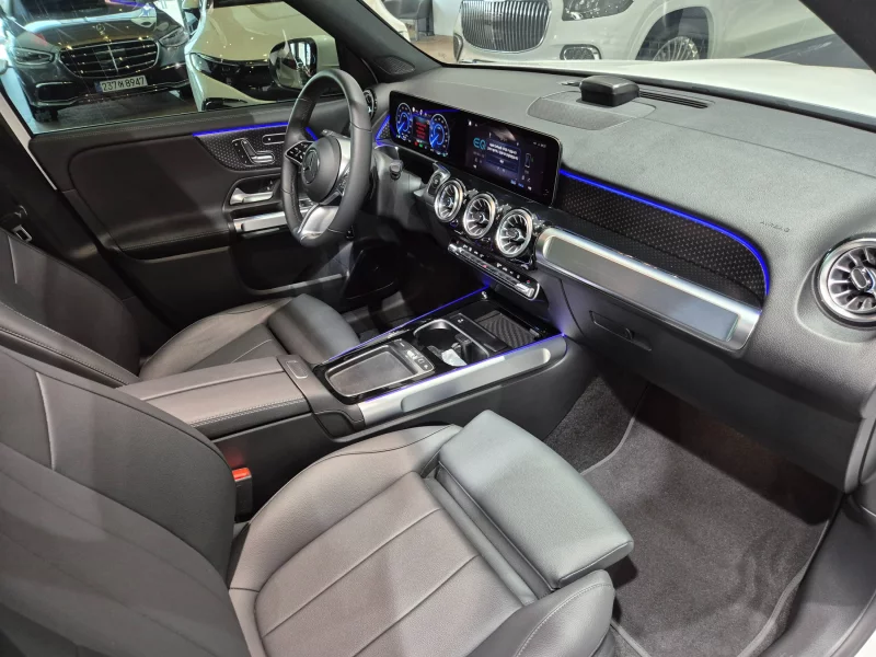 Mercedes-Benz EQB