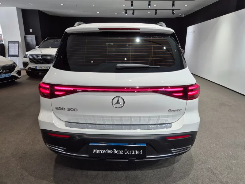 Mercedes-Benz EQB