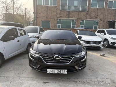 Renault SM6