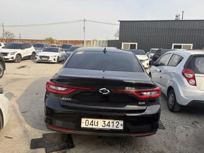 Renault SM6