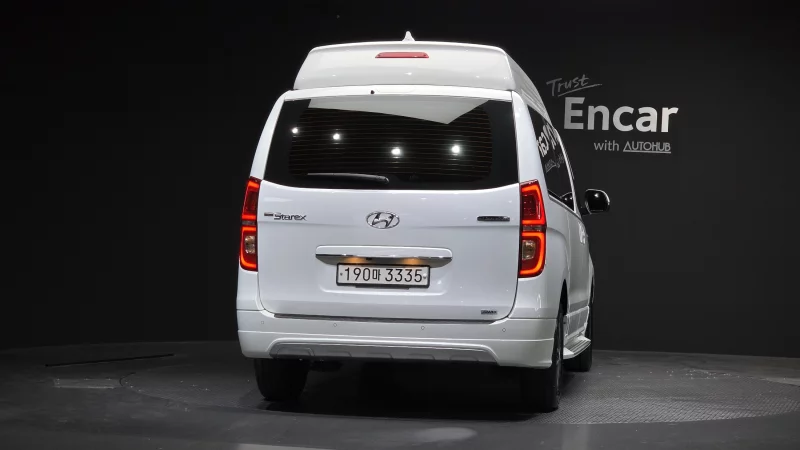 Hyundai Grand Starex