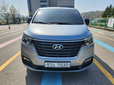 Hyundai Grand Starex