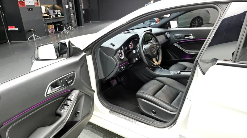 Mercedes-Benz CLA-Class