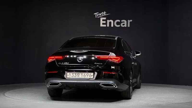 Mercedes-Benz CLA-Class