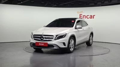 Mercedes-Benz GLA-Class