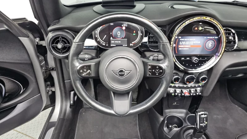 MINI Cooper Convertible