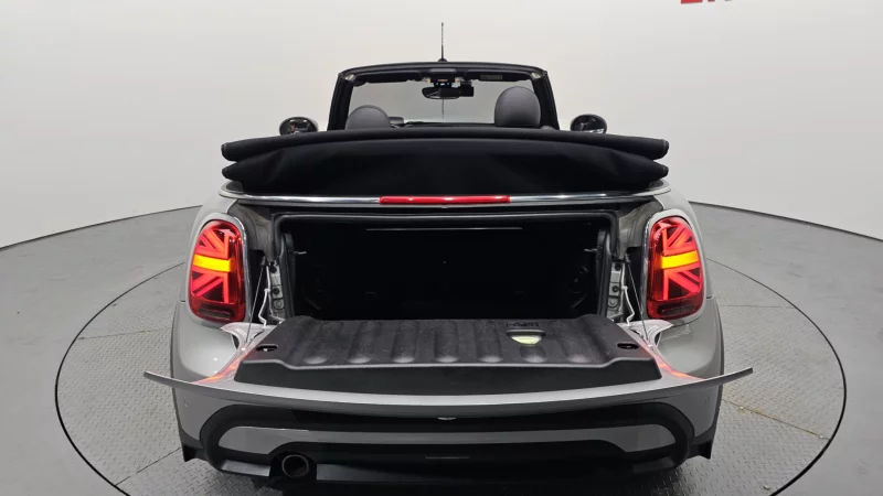 MINI Cooper Convertible