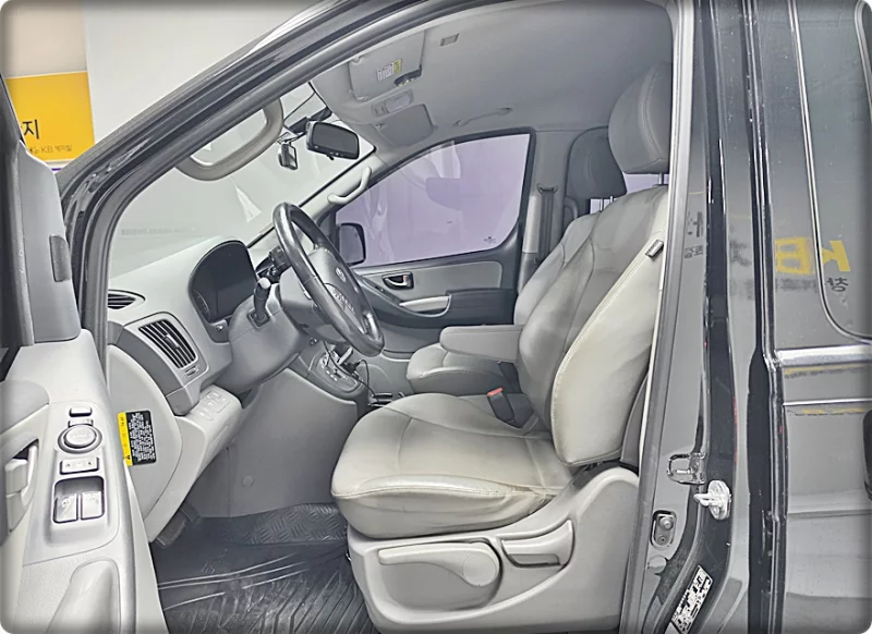 Hyundai Grand Starex